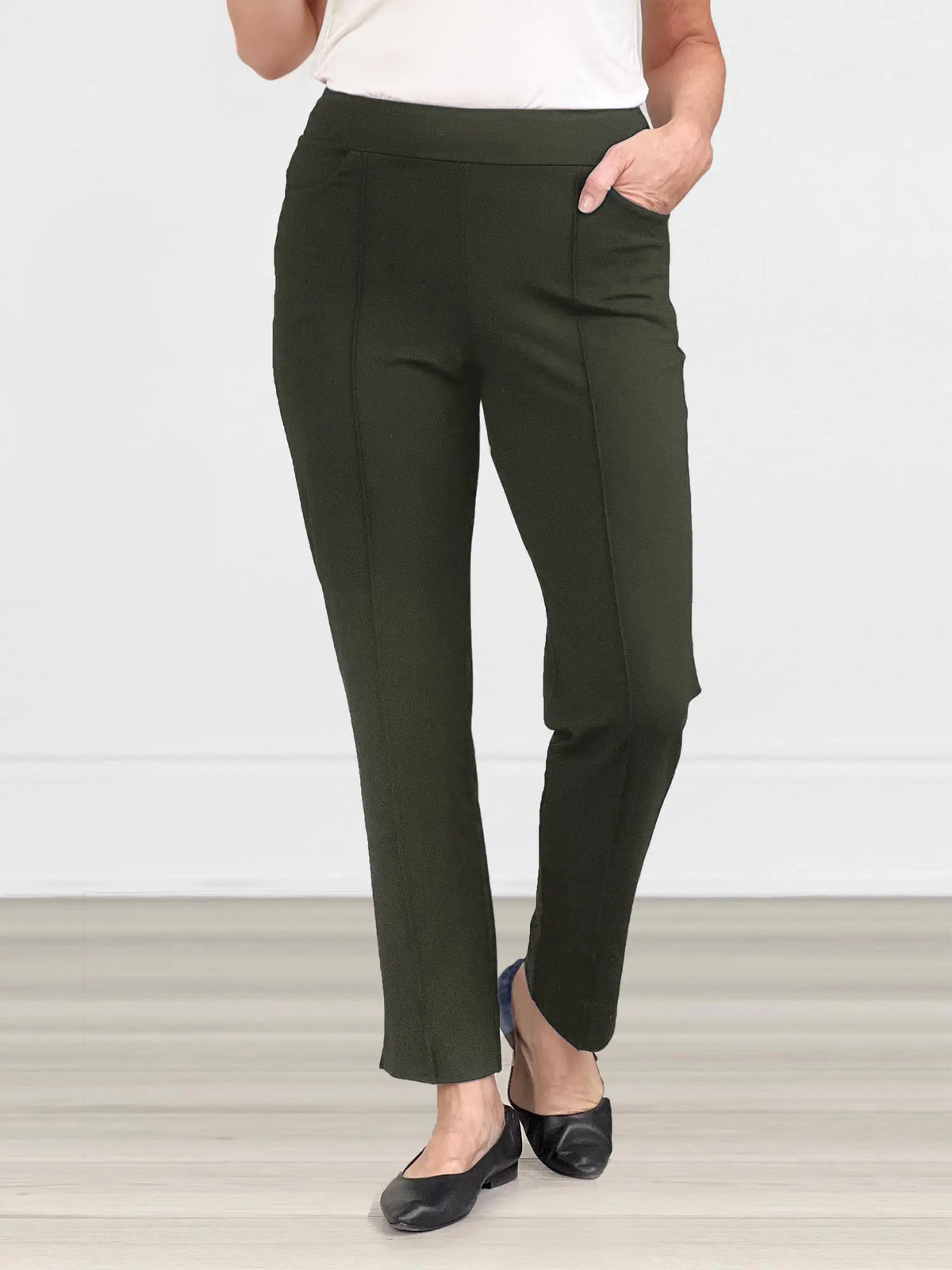 Christal pull-on pintuck ankle pant - FINAL SALE | PLUS