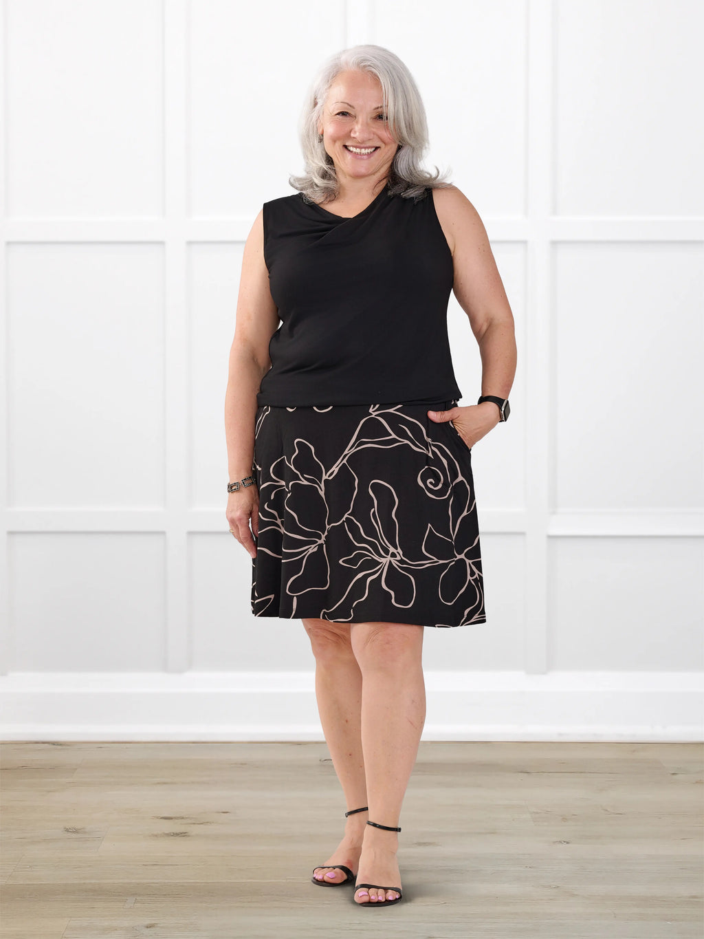 Adina flowy knee-length pocket skort