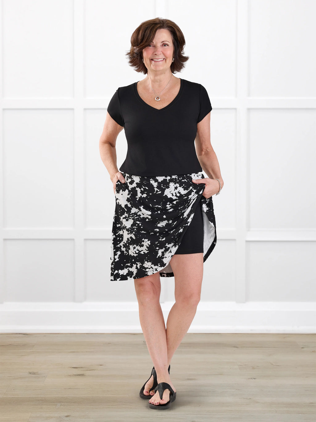 Adina flowy knee-length pocket skort