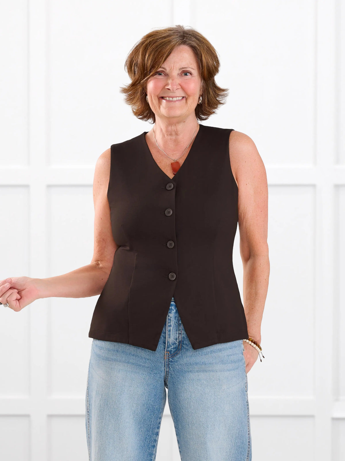 Alba tailored stretchy vest