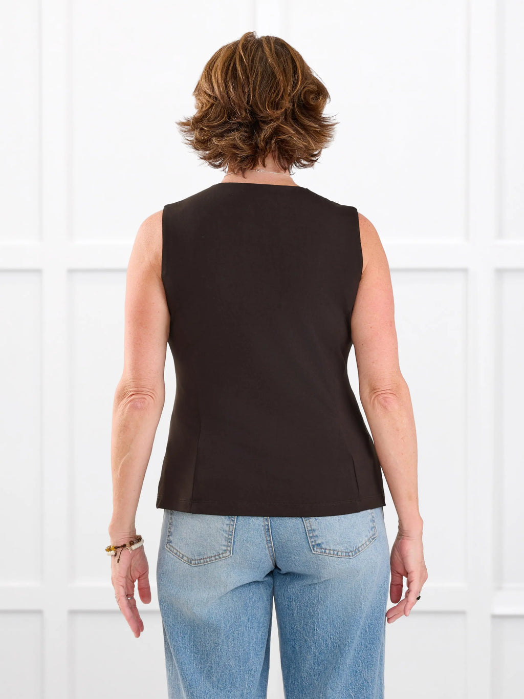 Alba tailored stretchy vest