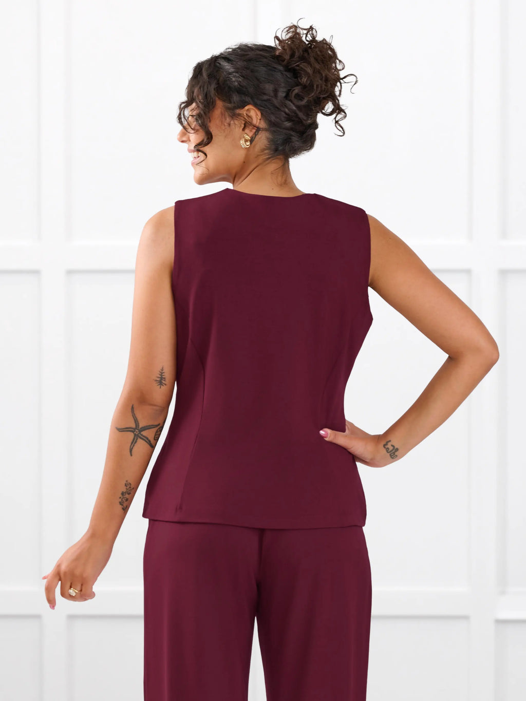 Alba tailored stretchy vest