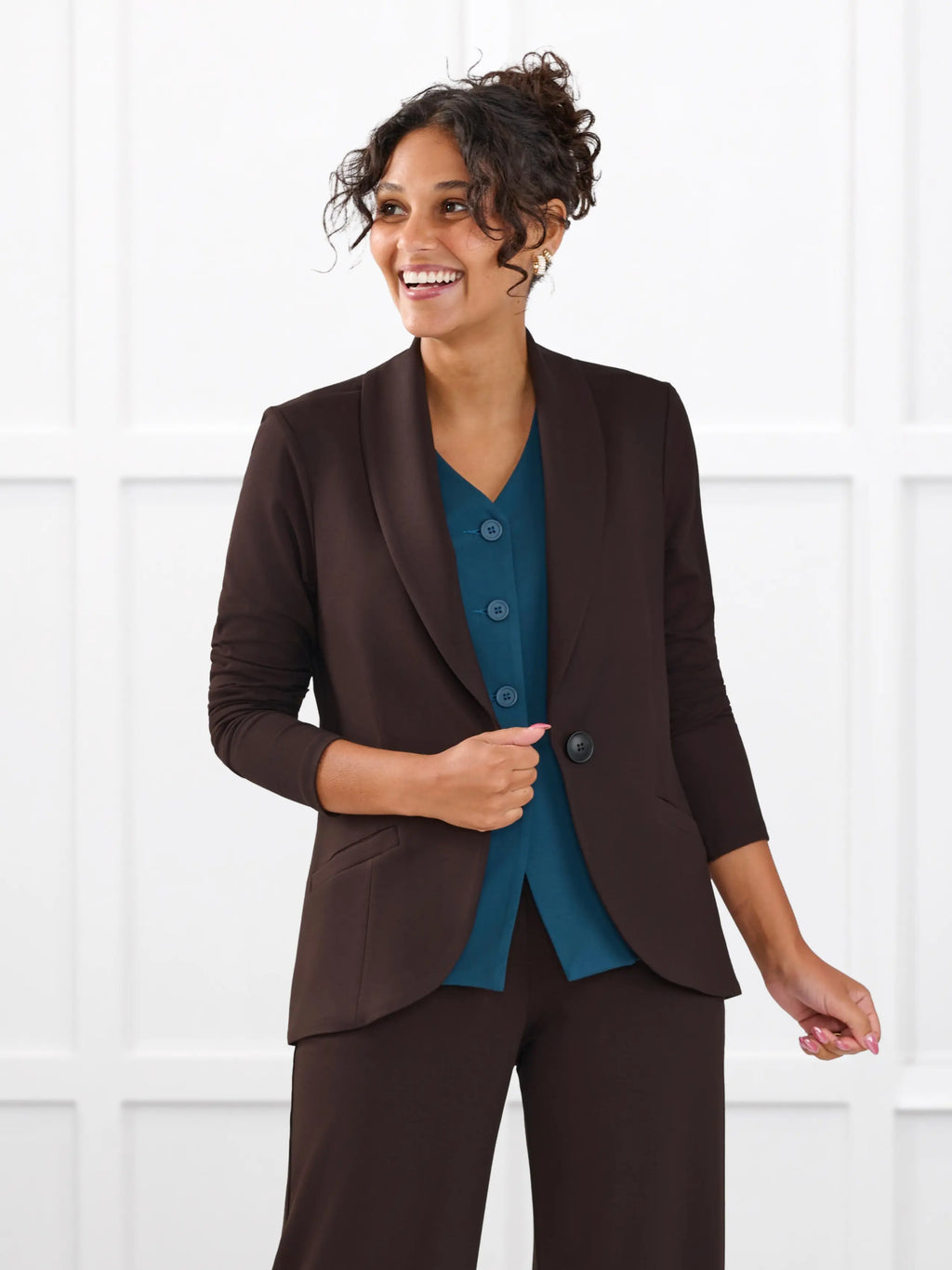 Alba tailored stretchy vest