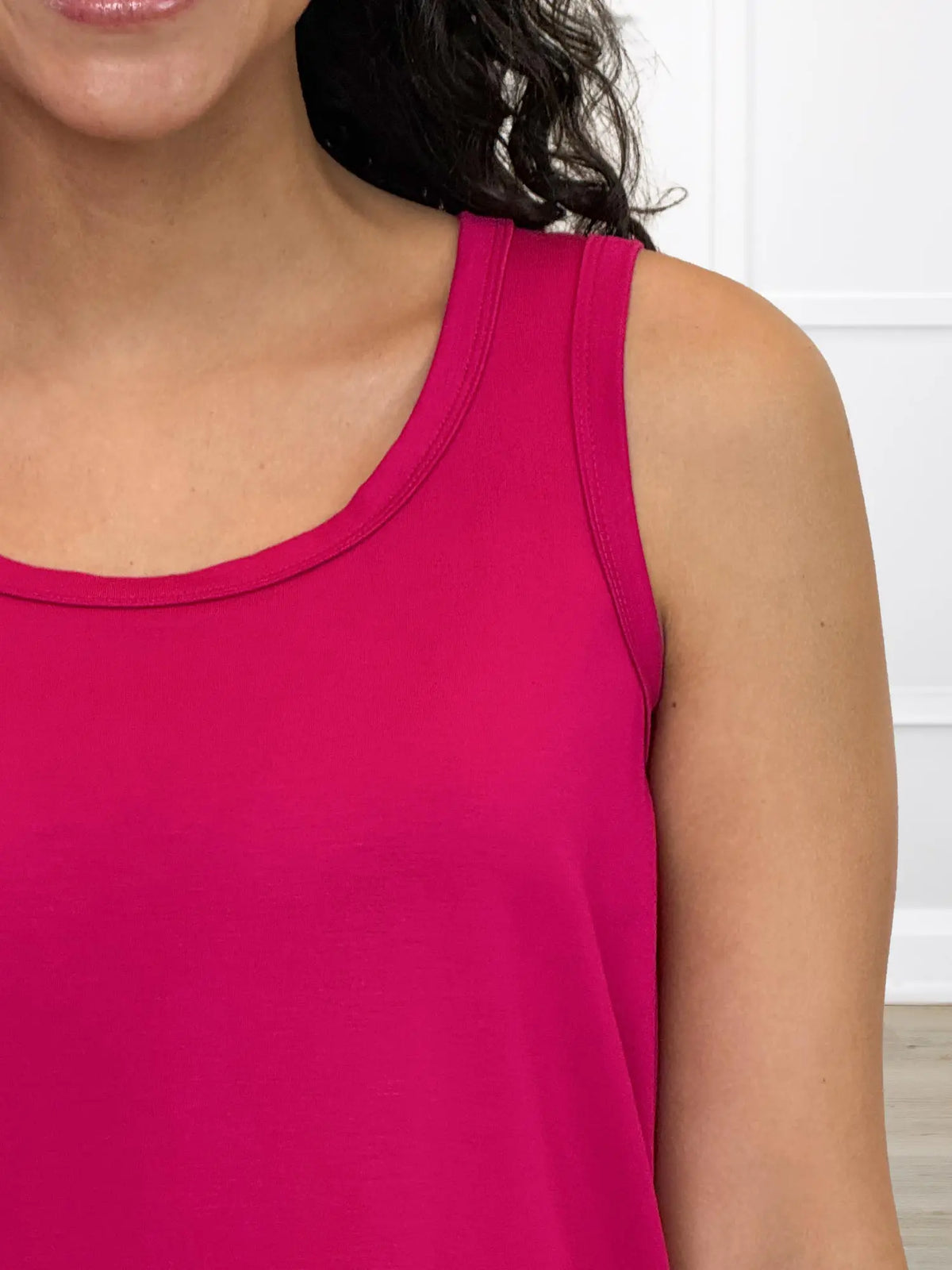 Anjuli flowy scoop neck tank