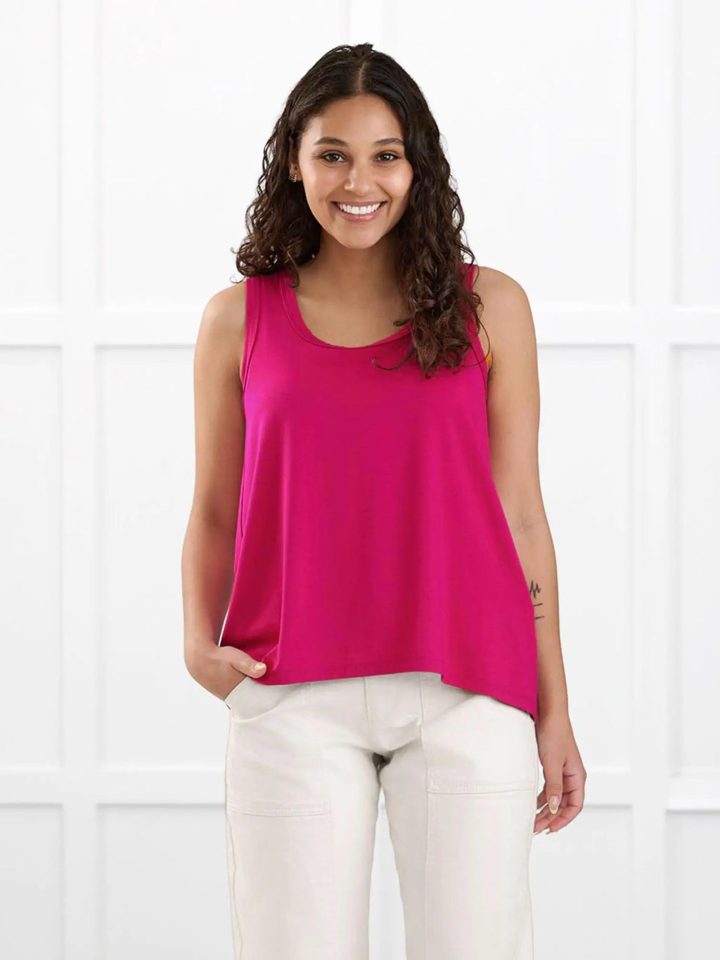 Anjuli flowy scoop neck tank