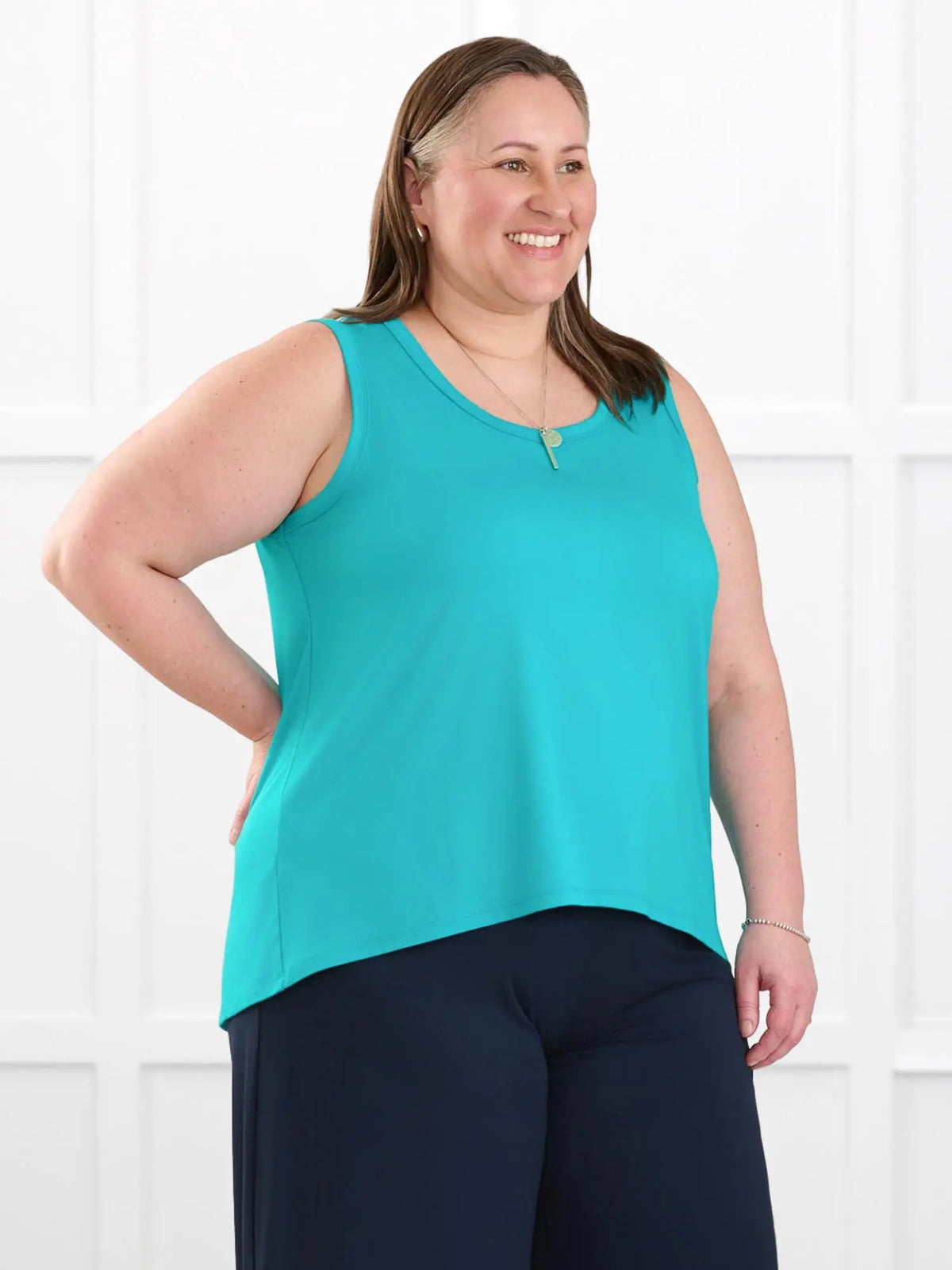 Anjuli flowy scoop neck tank