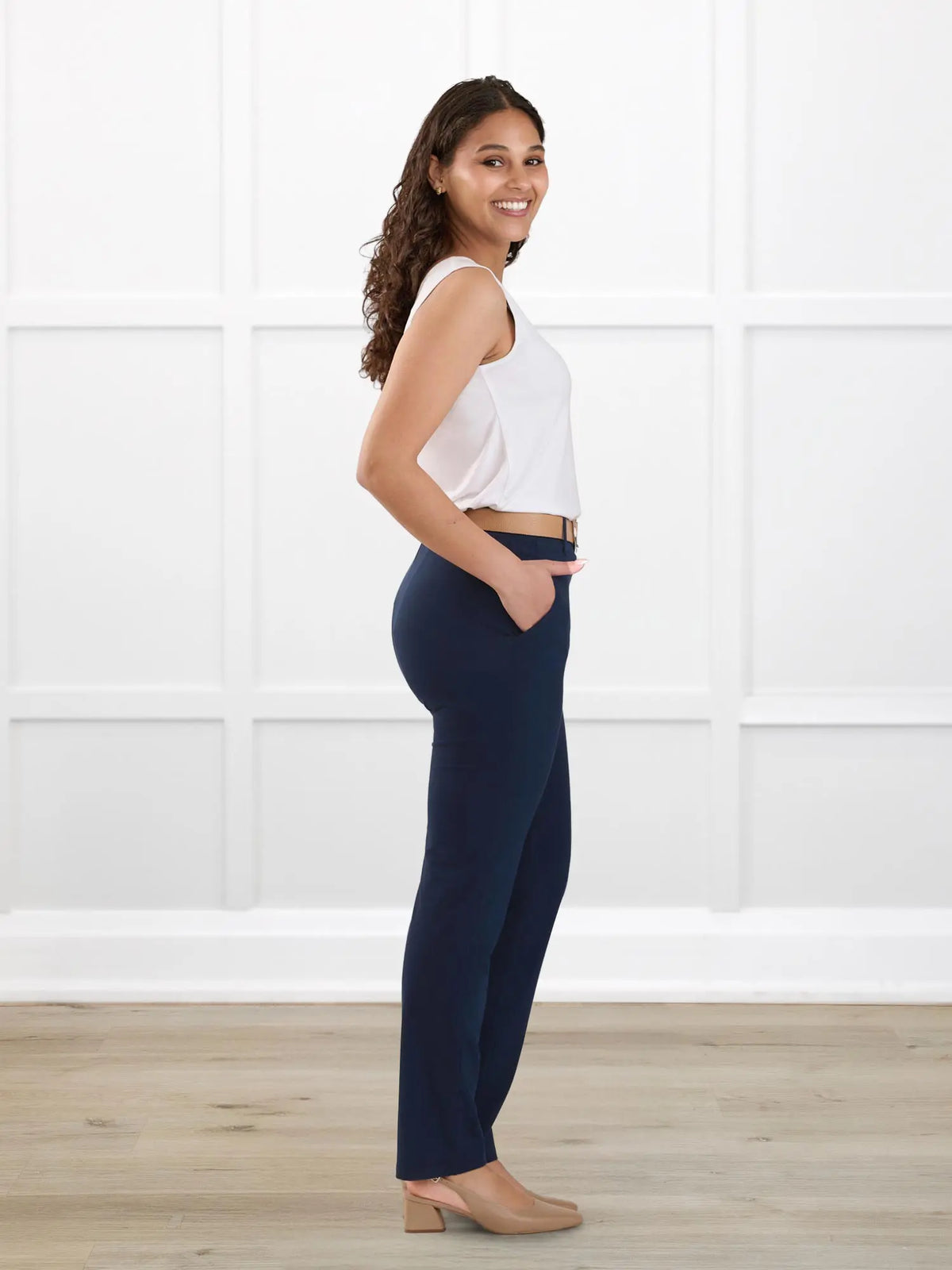 Asia mid-rise slim pant