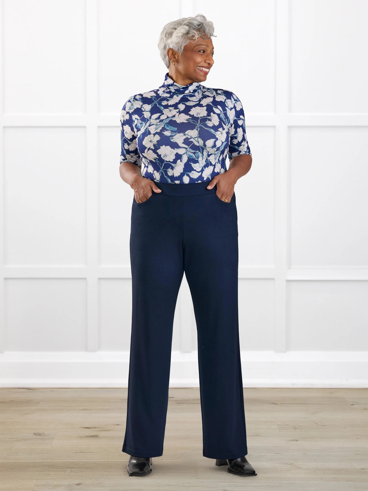 Avalynn mid-rise straight leg pant
