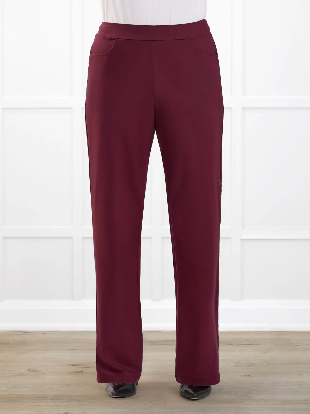 Avalynn mid-rise straight leg pant