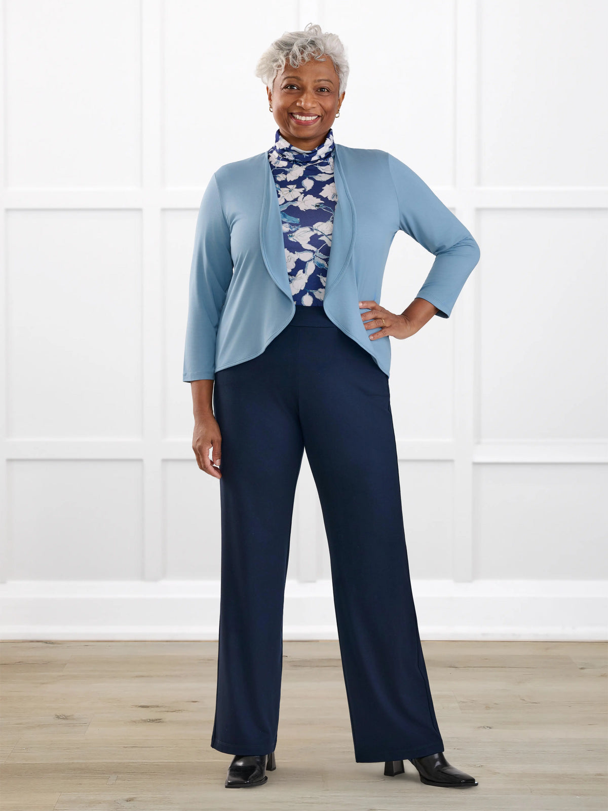 Avalynn mid-rise straight leg pant
