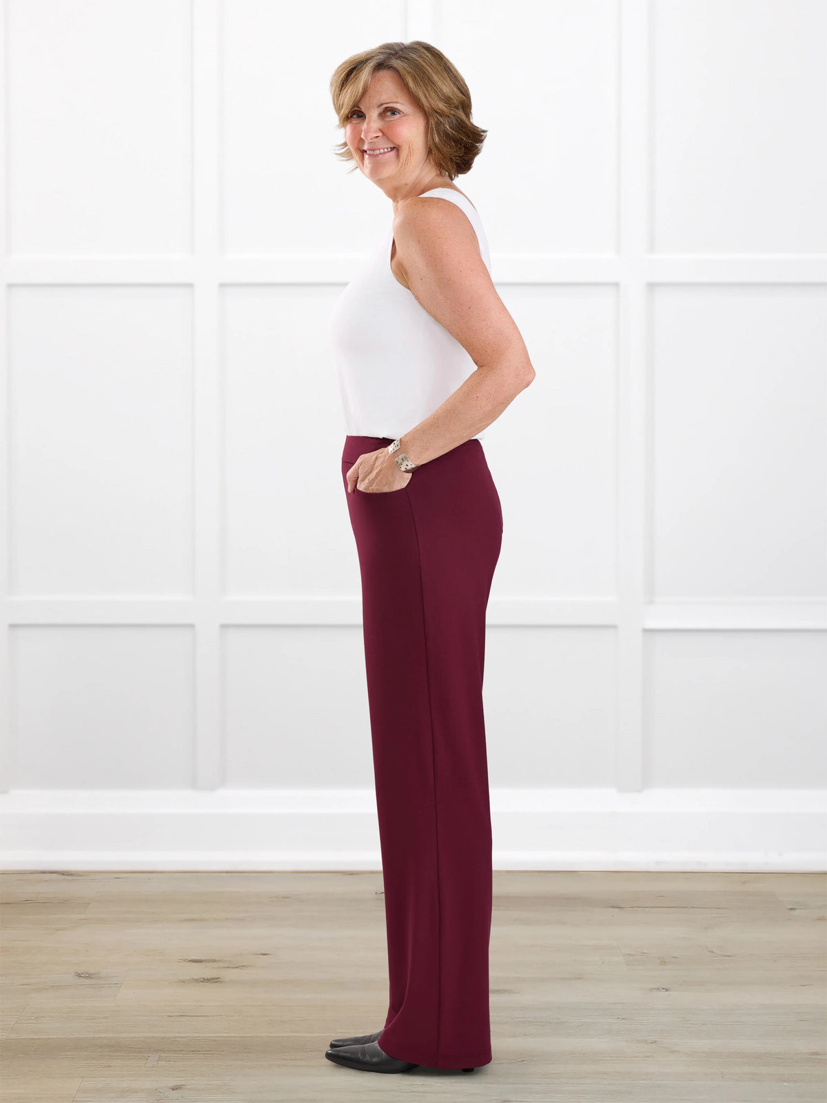 Avalynn mid-rise straight leg pant