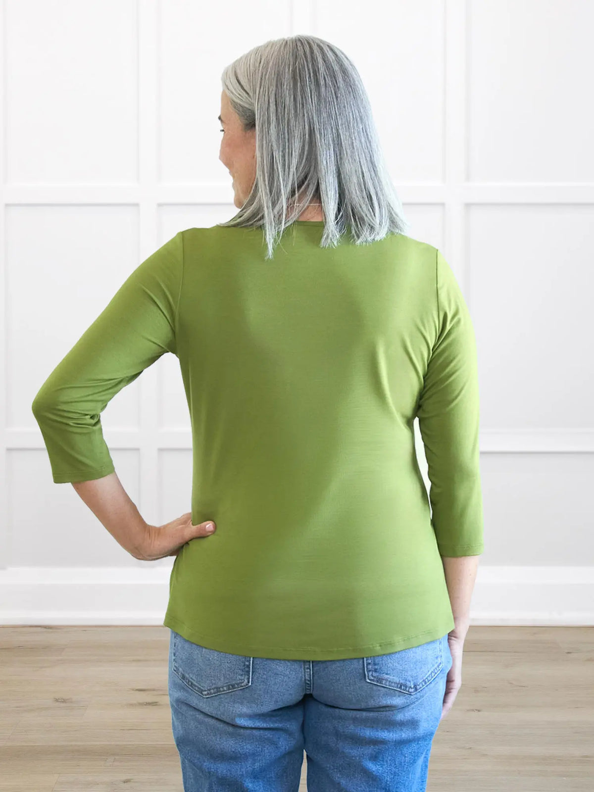 Chris 3/4 sleeve scoop neck top
